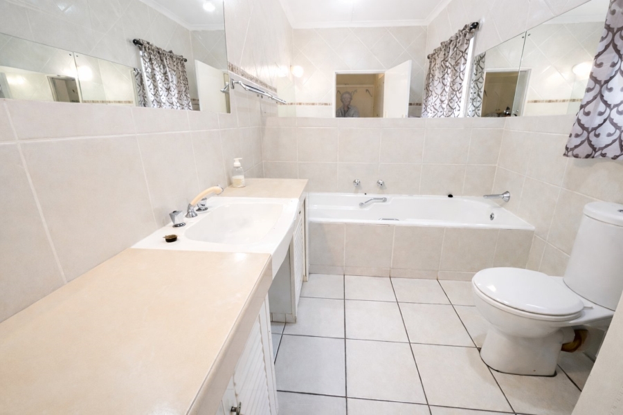 4 Bedroom Property for Sale in Sasolburg Ext 4 Free State